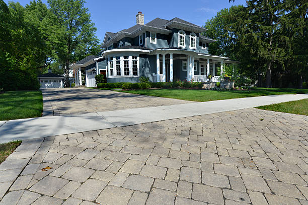 Best Driveway Paving Contractor  in Verandah, FL